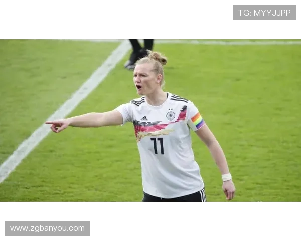 《全球电竞赛季大揭秘 各大战队新阵容曝光 未来发展趋势解析》