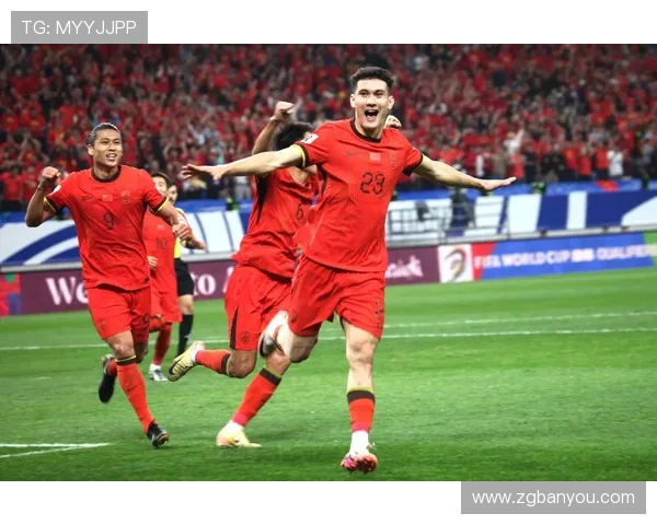 国足逆转取胜强敌 全场鏖战九十分钟上演惊心动魄绝地反击