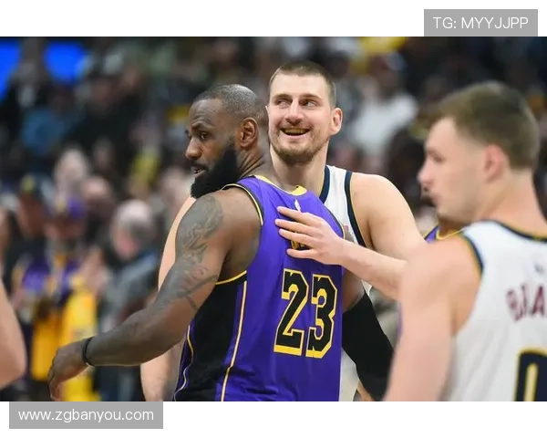 詹姆斯领衔湖人逆转取胜西部格局再起波澜季后赛悬念升级形势更新